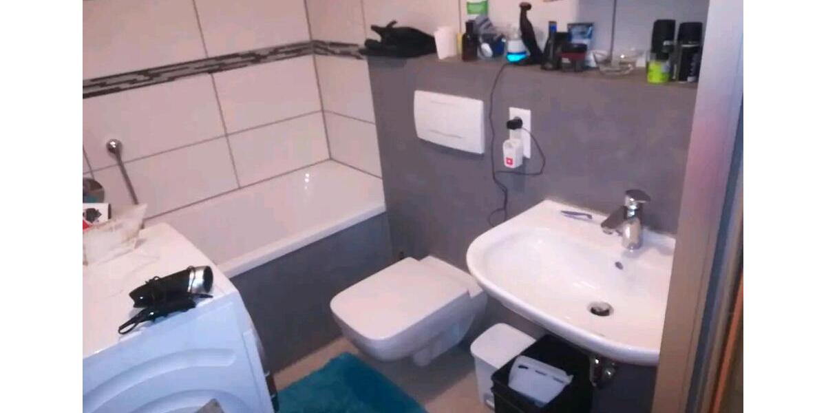 Etagenwohnung Schramberg - 6 Zimmer, 100 m&sup2;, 850&euro; | Angebot:24757321