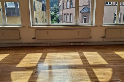 Wohnung Schramberg - 5 Zimmer, 190 m&sup2;, 1.199&euro; | Angebot:25169012