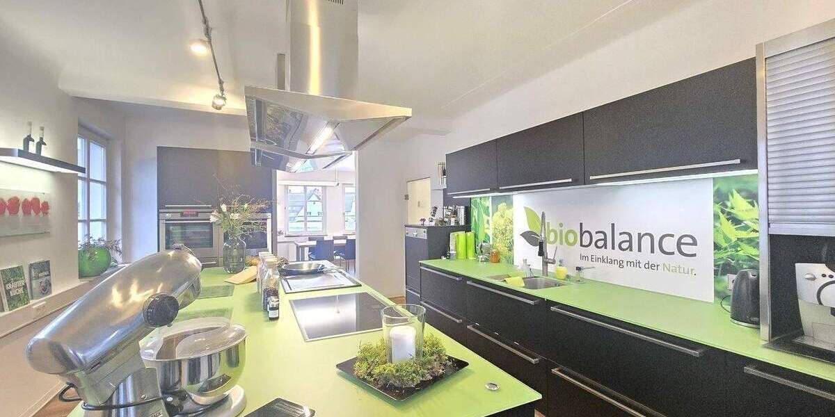 Mehrfamilienhaus, Wohnhaus Villingen-Schwenningen Schwenningen - 2.490.000&euro; | Angebot:25685858