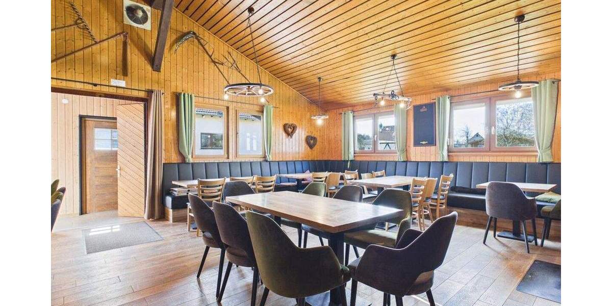 Mehrfamilienhaus, Wohnhaus Rottweil Hochwald - 1 Zimmer, 200 m&sup2;, 695.000&euro; | Angebot:25897861