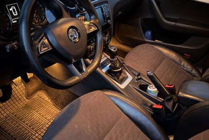 Skoda Octavia 288.500 km 7.500 &euro; Dietingen 78661