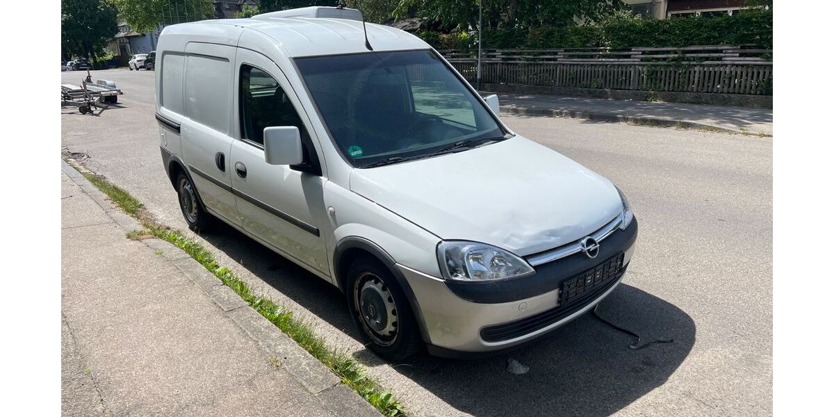 Opel Combo 204.157 km 1.350 &euro; Schwenningen 78054