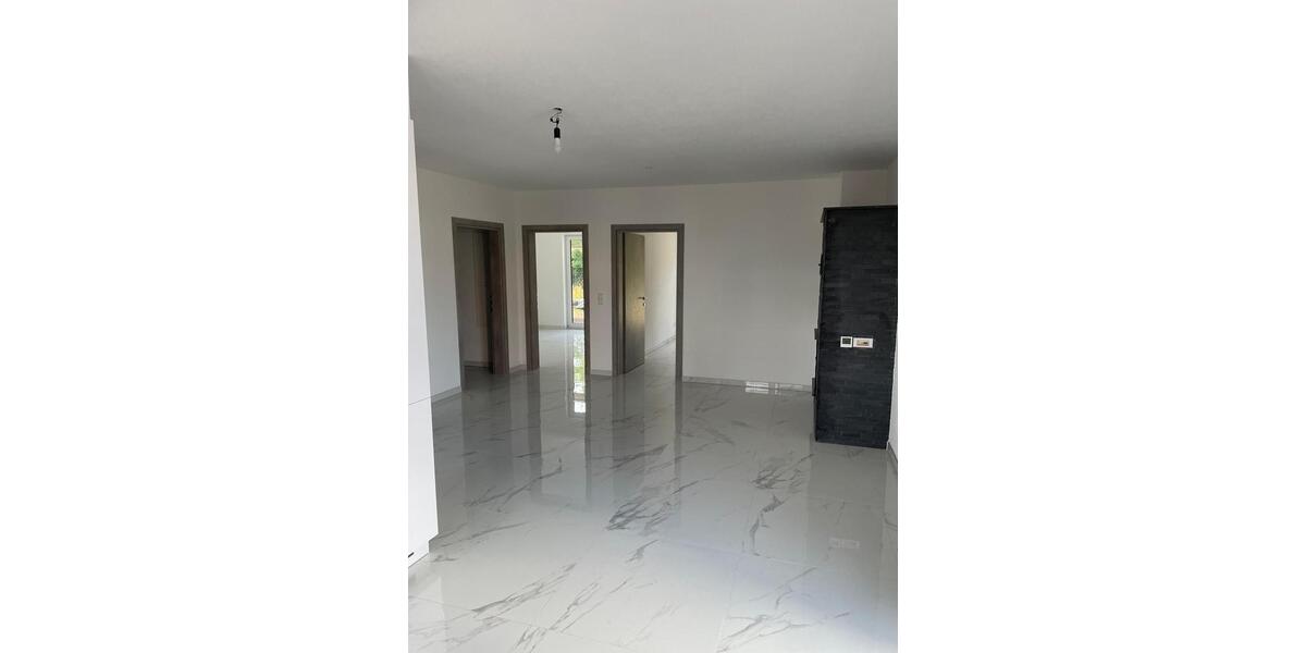 Terrassenwohnung Tuningen - 3 Zimmer, 75 m&sup2;, 1.050&euro; | Angebot:25518940