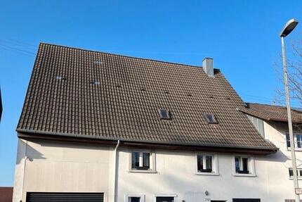 Haus Durchhausen - 4 Zimmer, 316 m&sup2;, 225.000&euro; | Angebot:25432952