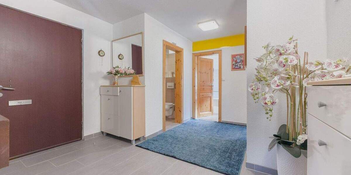 Einfamilienhaus Tennenbronn / Tennenbronn Tennenbronn - 8 Zimmer, 184 m&sup2;, 298.000&euro; | Angebot:25691611