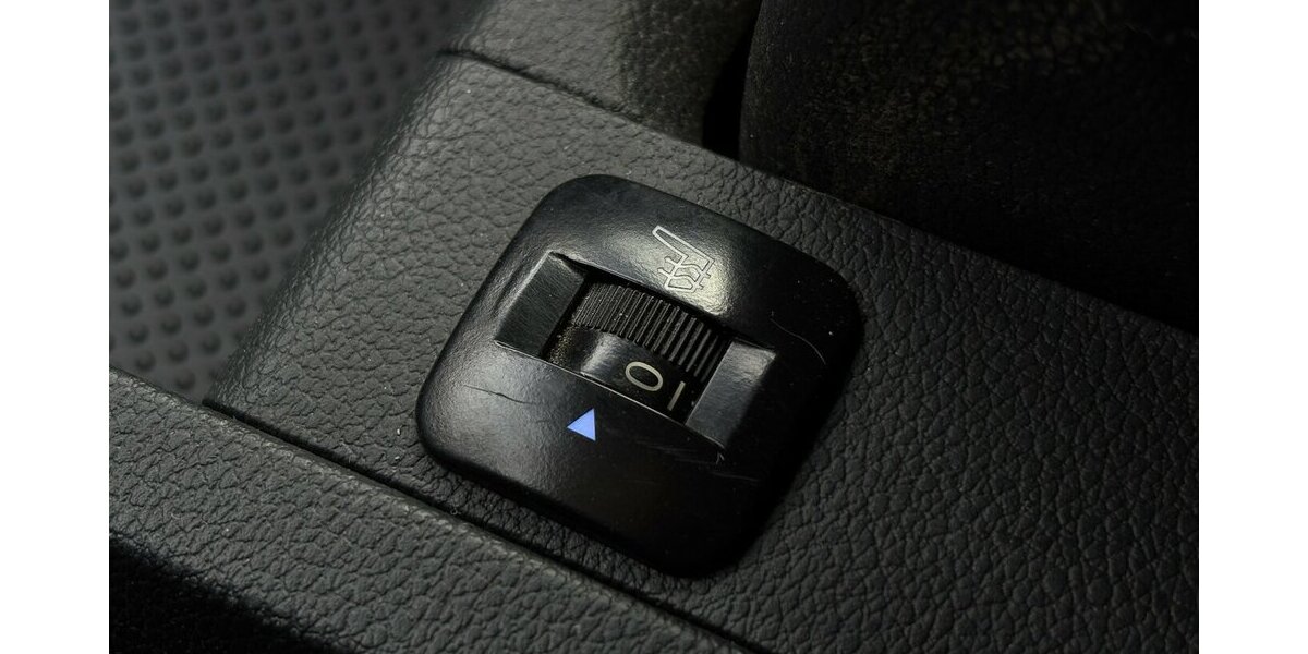 Skoda Fabia 1.2 TSI Ambition ANHÄNGERKUP./SITZHEIZUNG 111.546 km 8.900 &euro; Villingen-Schwenningen 78054