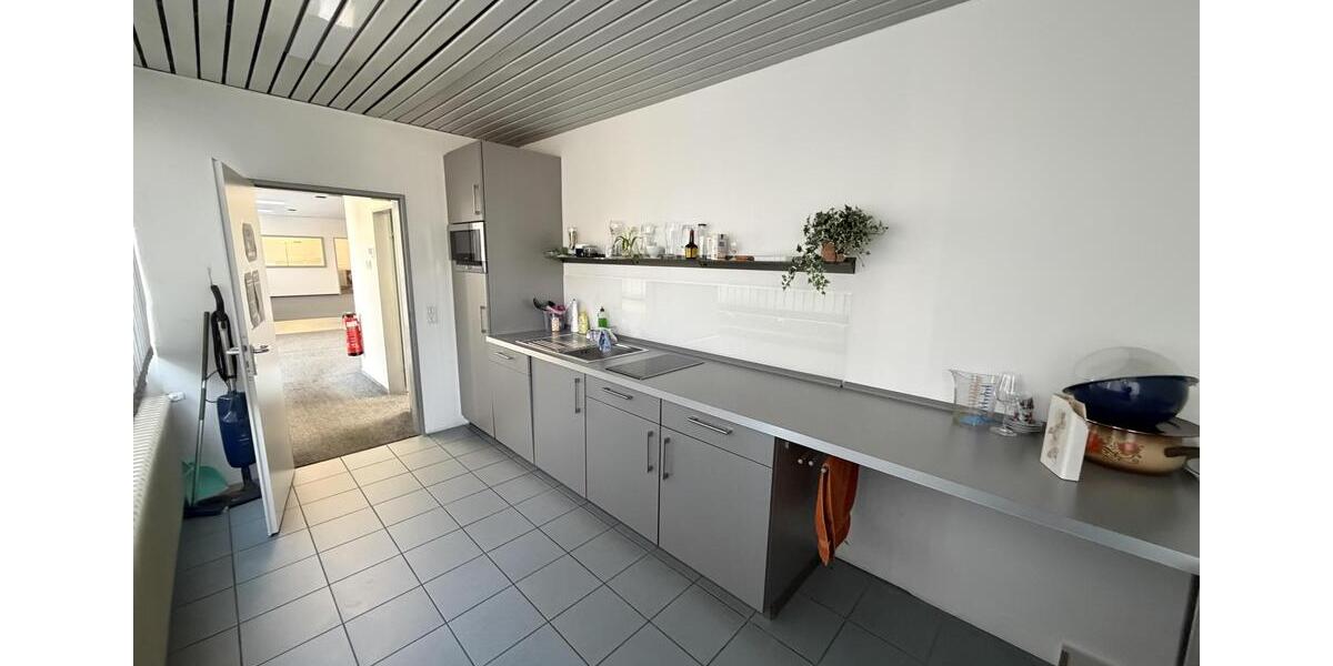 Gewerbeobjekt Villingen-Schwenningen Schwenningen - 4.400&euro; | Angebot:24713708