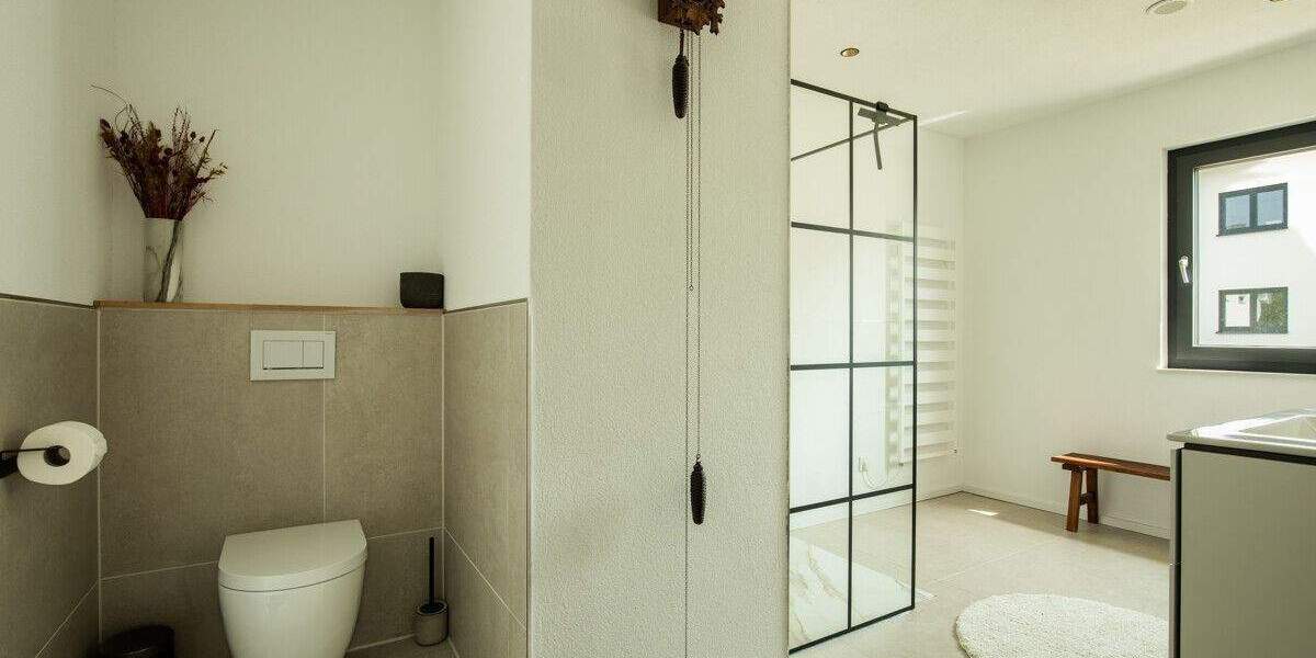 Einfamilienhaus Friedenweiler / Rötenbach Rötenbach - 7 Zimmer, 194 m&sup2;, 825.000&euro; | Angebot:25772009