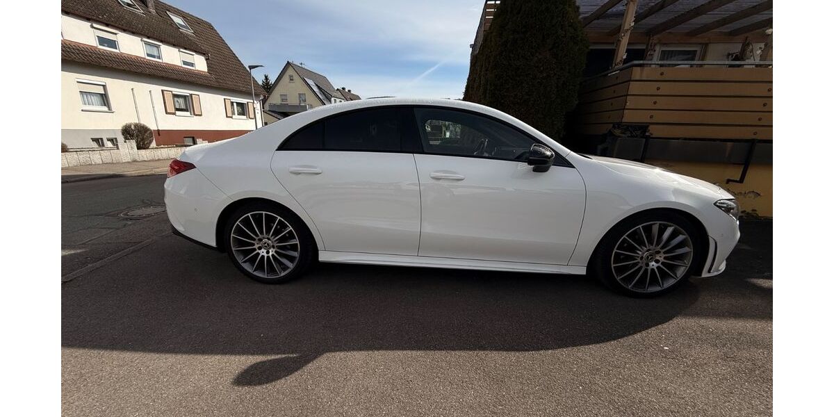 Mercedes-Benz CLA 200 49.497 km 26.500 &euro; Spaichingen 78549
