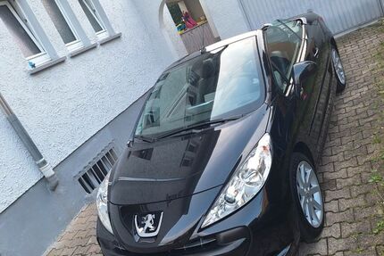 Peugeot 207 87.000 km 5.700 &euro; Bad dürrheim 78073