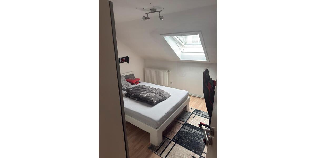 Dachgeschoßwohnung Donaueschingen - 4 Zimmer, 69 m&sup2;, 142.000&euro; | Angebot:26913692