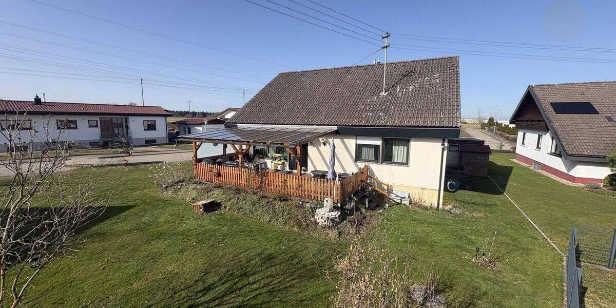 Einfamilienhaus Schömberg - 5 Zimmer, 110 m&sup2;, 379.000&euro; | Angebot:26037491