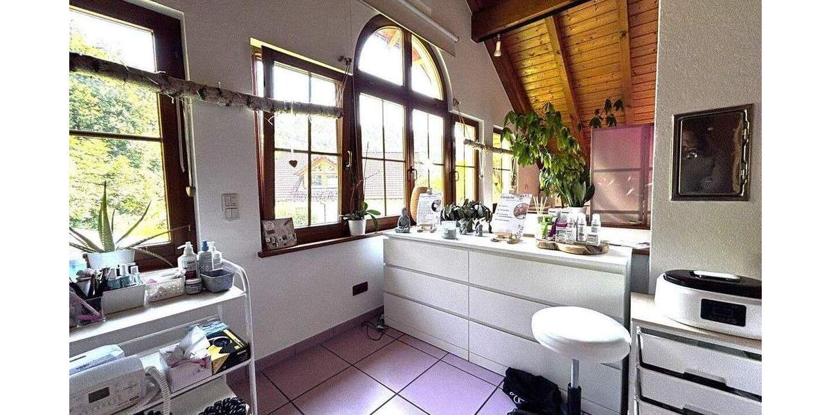 Gewerbeobjekt Epfendorf - 3 Zimmer, 75 m&sup2;, 585&euro; | Angebot:25683341