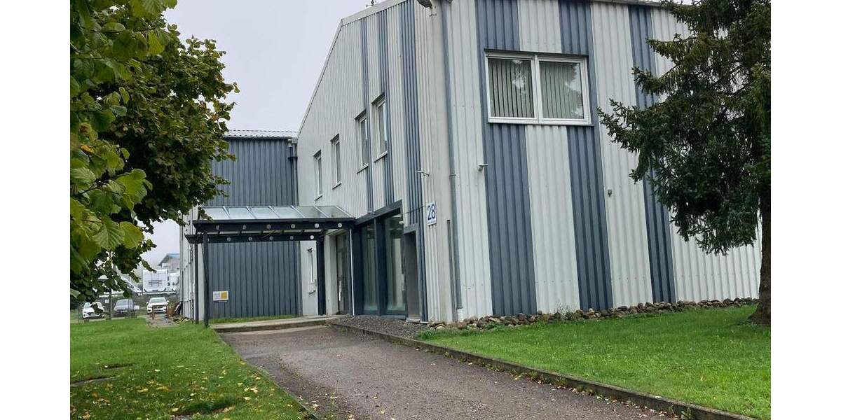 Gewerbeobjekt Villingen-Schwenningen Villingen - 8 Zimmer, 350 m&sup2;, 2.275&euro; | Angebot:25669185