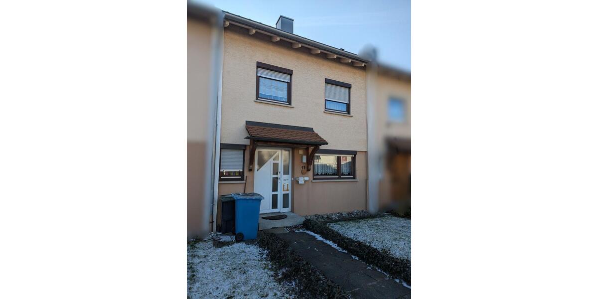 Reihenhaus Tuttlingen - 4 Zimmer, 88 m&sup2;, 300.000&euro; | Angebot:24547376