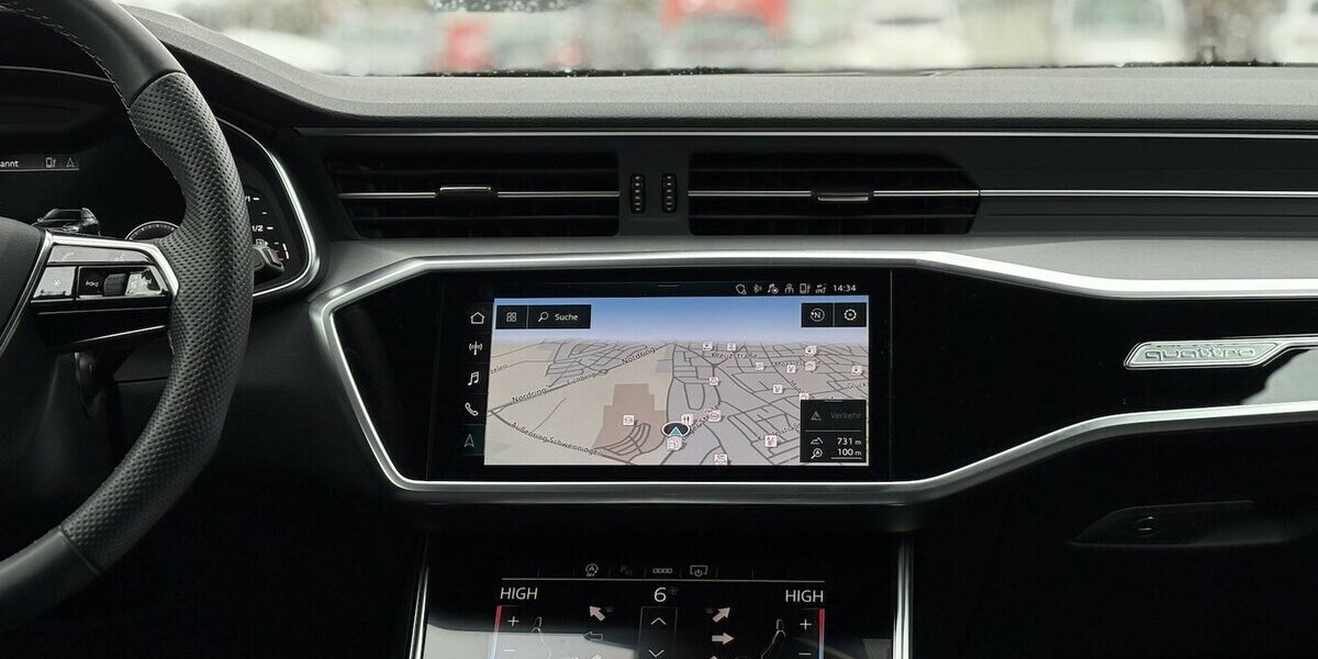 Audi A6 Avant 40 TDI quattro S-LINE/KAMERA/NAVI/ACC 23.203 km 41.900 &euro; Villingen-Schwenningen 78054