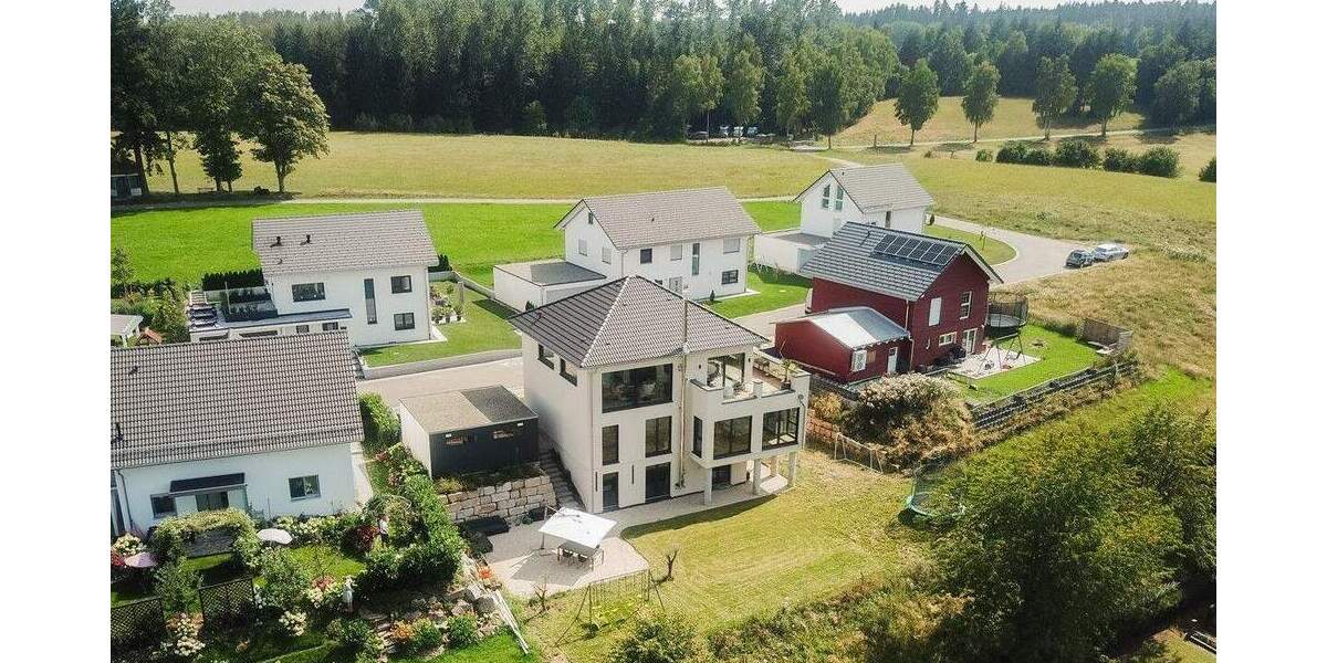 Einfamilienhaus Friedenweiler / Rötenbach Rötenbach - 7 Zimmer, 194 m&sup2;, 825.000&euro; | Angebot:25772009