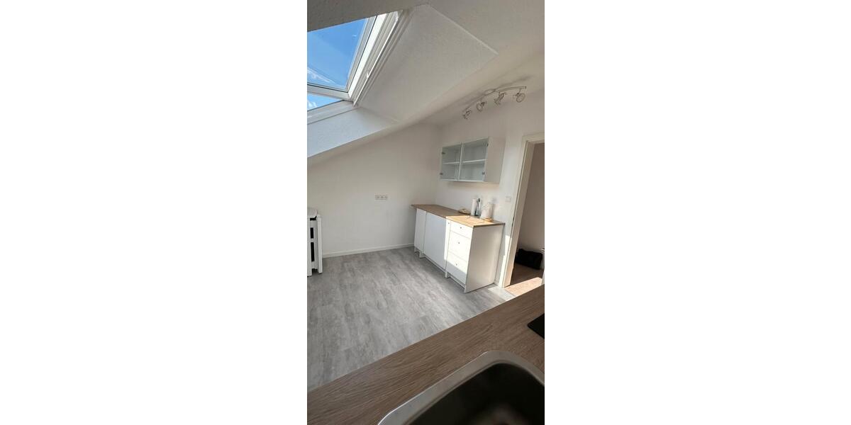 Dachgeschoßwohnung Schramberg - 2.5 Zimmer, 67 m&sup2;, 177.000&euro; | Angebot:27067342