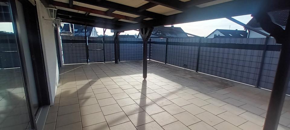 Etagenwohnung Frittlingen - 6 Zimmer, 145 m&sup2;, 950&euro; | Angebot:25446938