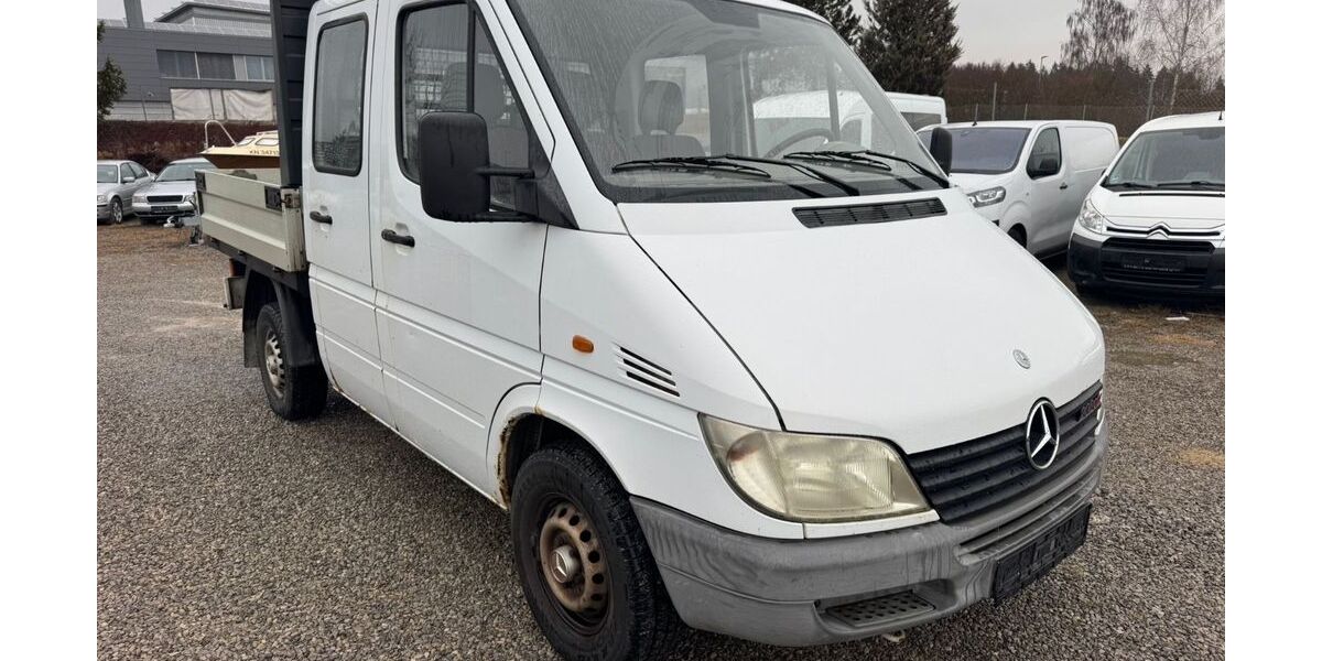 Mercedes-Benz Sprinter 186.000 km 5.990 &euro; Schwenningen 78056