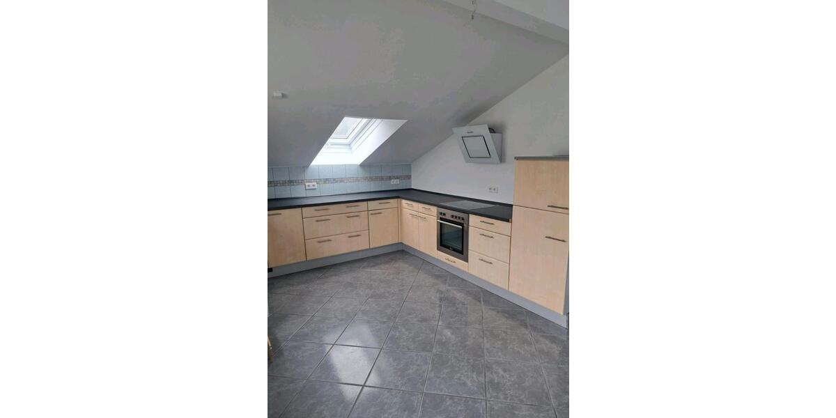 Erdgeschoßwohnung Tuttlingen - 4 Zimmer, 96 m&sup2;, 820&euro; | Angebot:25355147