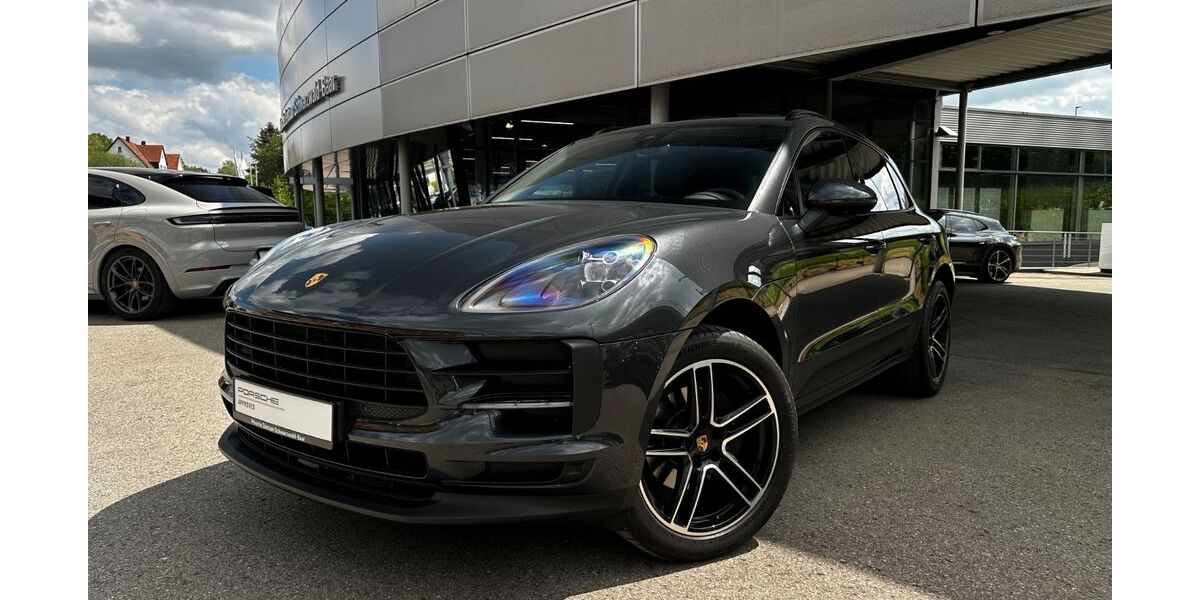 Porsche Macan 33.100 km 59.990 &euro; Villingen-Schwenningen 78048