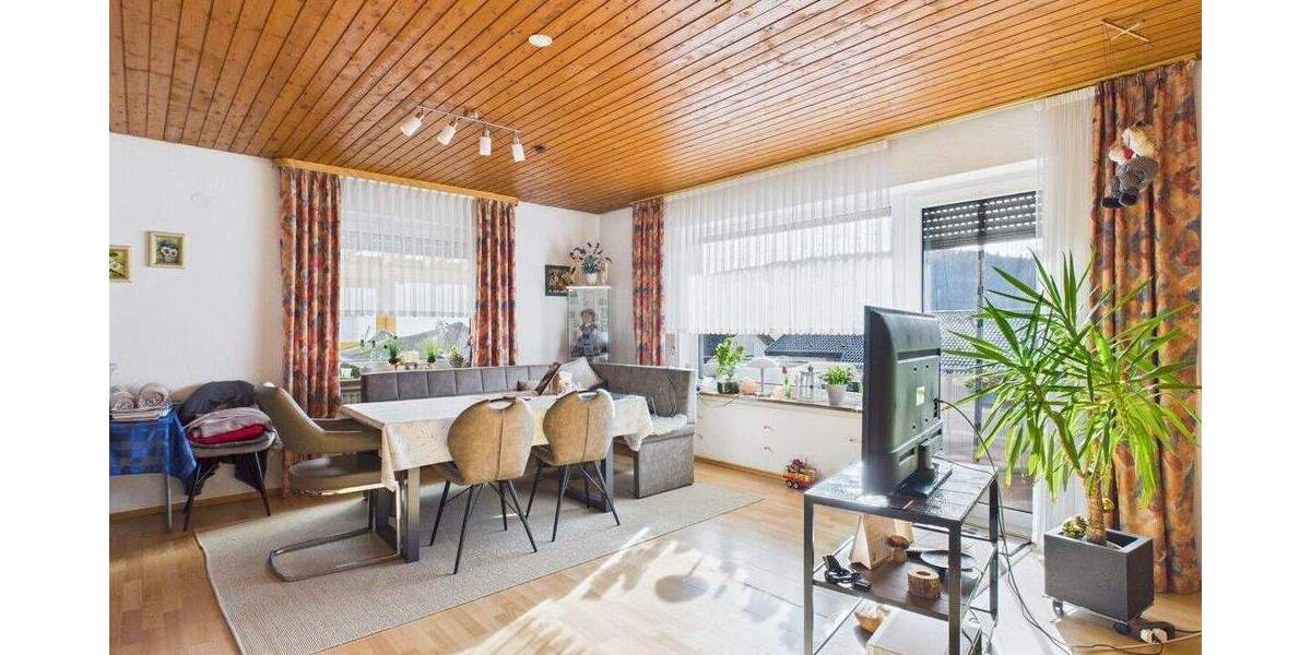 Einfamilienhaus Reichenbach am Heuberg - 7 Zimmer, 170 m&sup2;, 279.000&euro; | Angebot:25683364