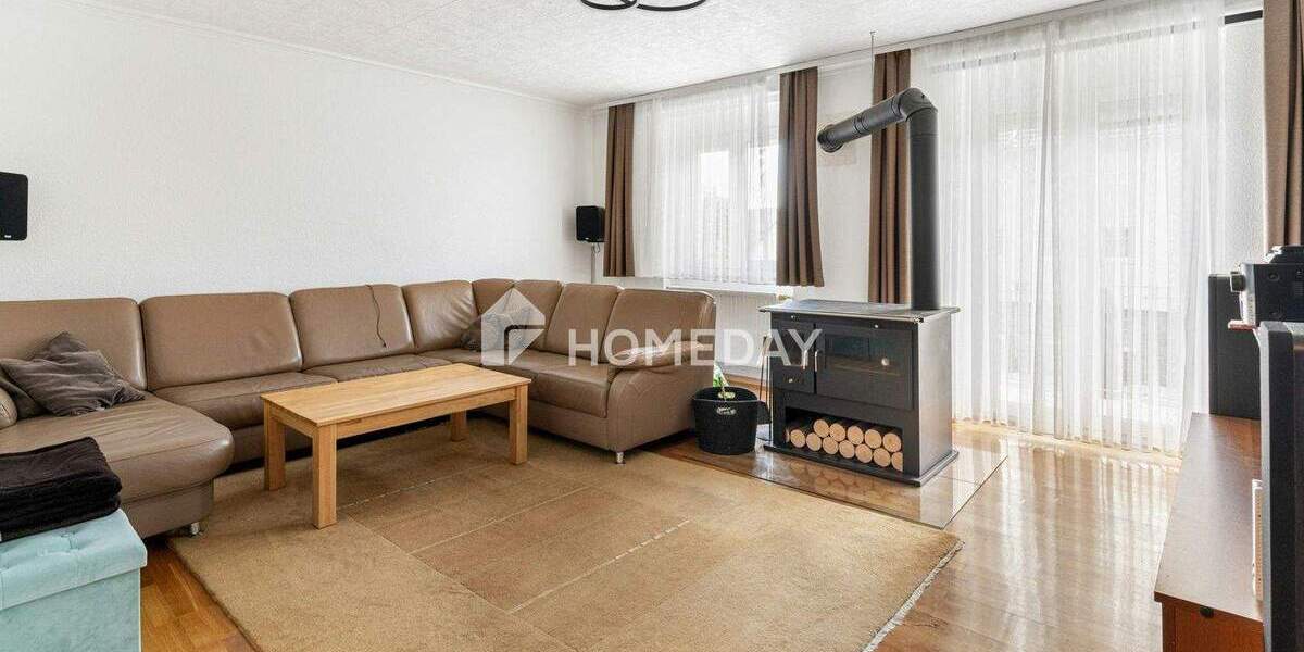 Mehrfamilienhaus, Wohnhaus Dunningen - 9 Zimmer, 240 m&sup2;, 1.180.000&euro; | Angebot:25685641