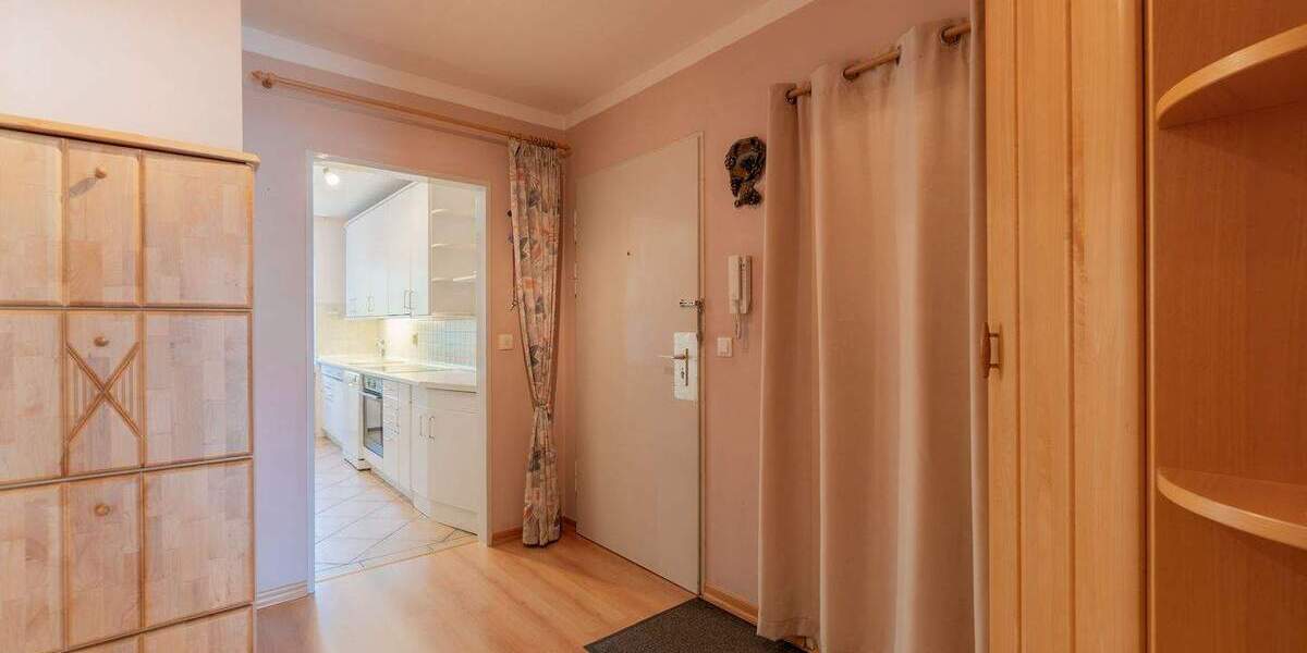 Etagenwohnung Villingen-Schwenningen Villingen - 3 Zimmer, 87 m&sup2;, 218.000&euro; | Angebot:25695904
