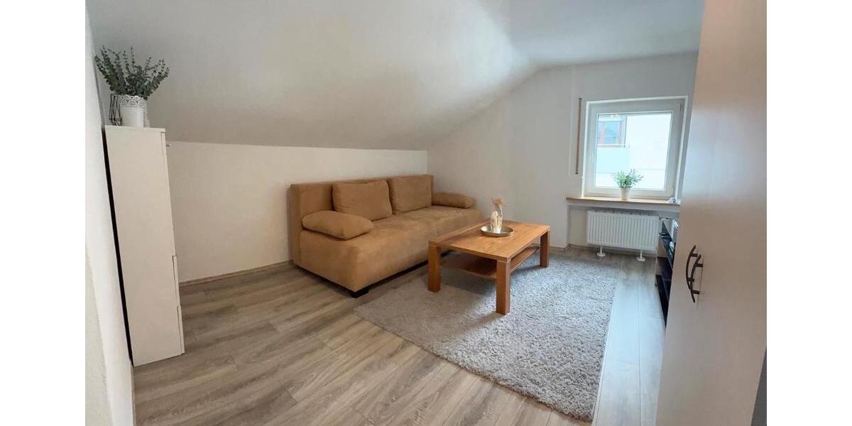 Dachgeschoßwohnung Rottweil - 1.5 Zimmer, 39 m&sup2;, 450&euro; | Angebot:25965648