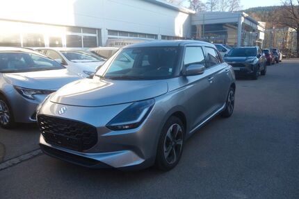 Suzuki Swift 28.900 km 18.490 &euro; Titisee-Neustadt 79822