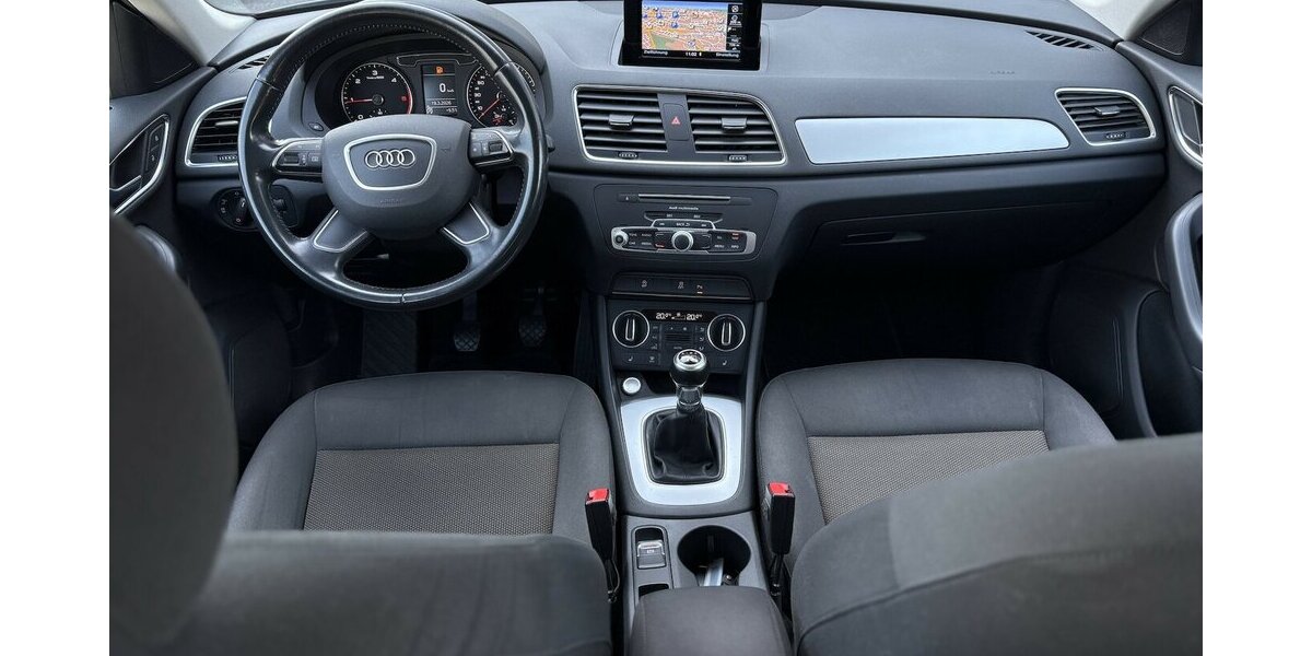 Audi Q3 2.0 TDI Basis NAVIGATION/PDC/AHK/SHZ/1.HAND 112.096 km 16.800 &euro; Villingen-Schwenningen 78054