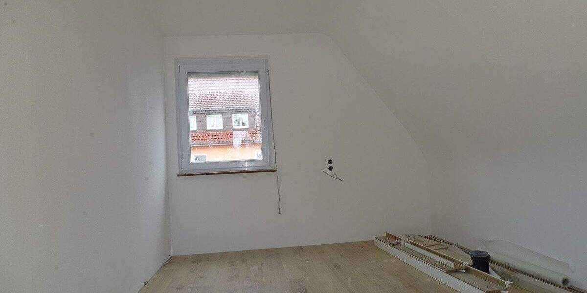 Einfamilienhaus Villingen-Schwenningen Schwenningen - 4 Zimmer, 125 m&sup2;, 348.700&euro; | Angebot:25772114