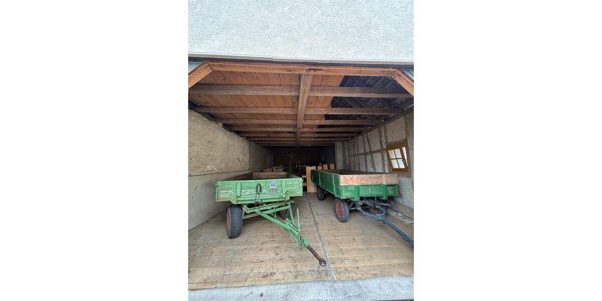 Mehrfamilienhaus, Wohnhaus Reichenbach am Heuberg - 7 Zimmer, 170 m&sup2;, 175.000&euro; | Angebot:25866992