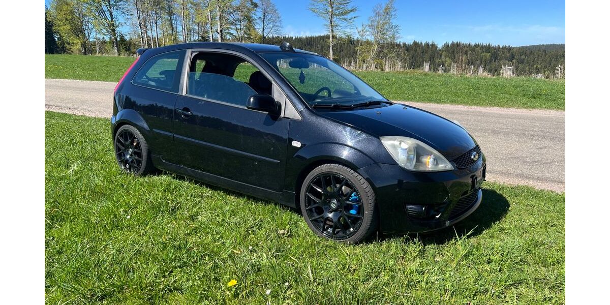 Ford Fiesta 205.520 km 4.199 &euro; Furtwangen 78120