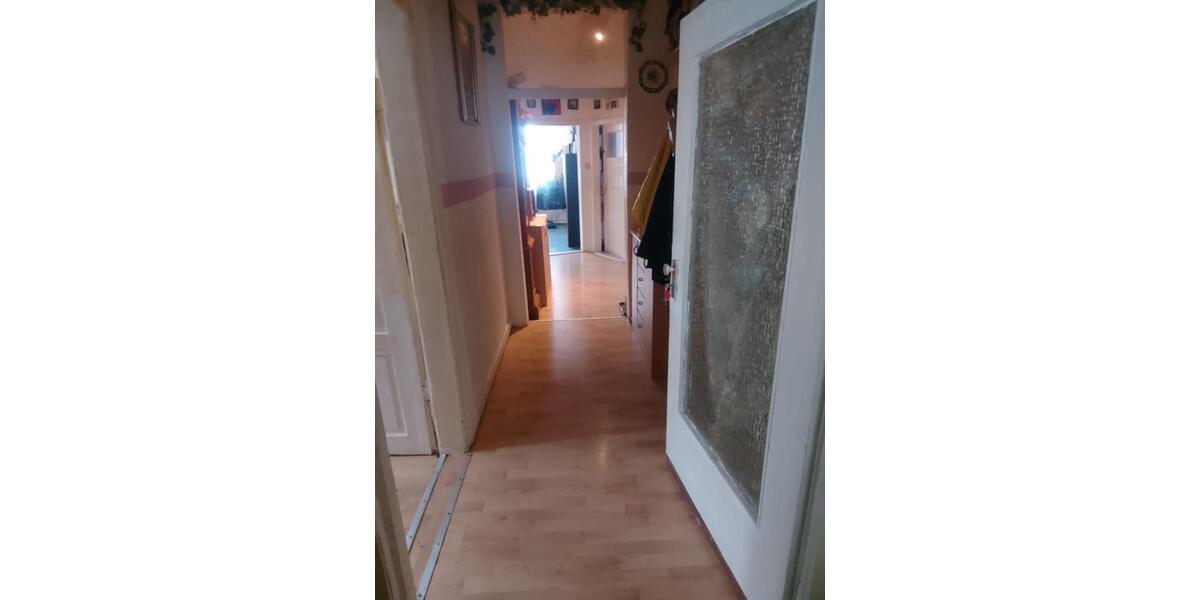 Etagenwohnung Villingen-Schwenningen Schwenningen - 4 Zimmer, 107 m&sup2;, 950&euro; | Angebot:25422857
