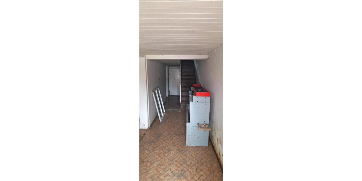 Reihenhaus Böttingen - 6 Zimmer, 160 m&sup2;, 65.000&euro; | Angebot:27112306