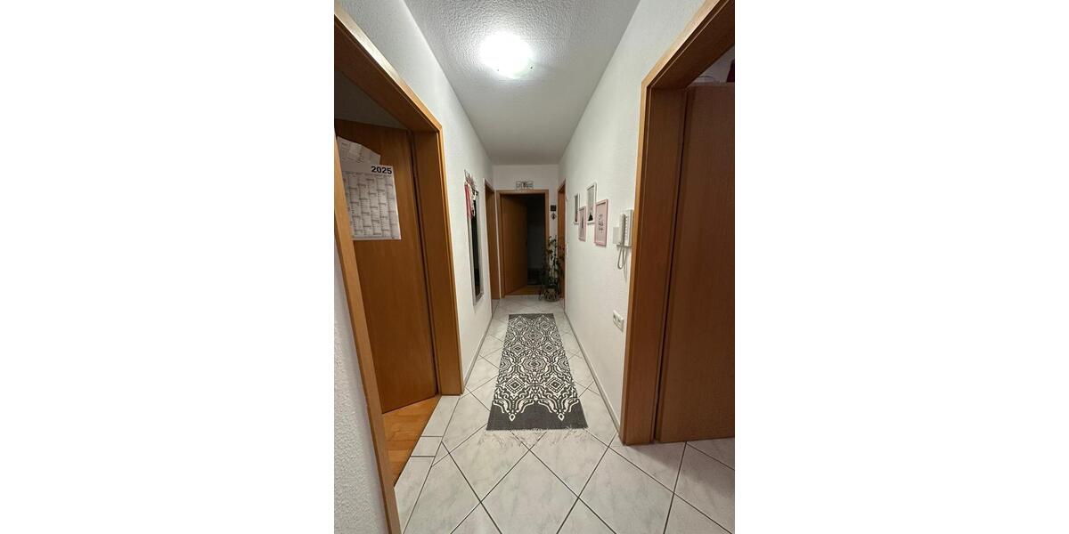 Etagenwohnung Hardt - 3 Zimmer, 65 m&sup2;, 650&euro; | Angebot:25350378