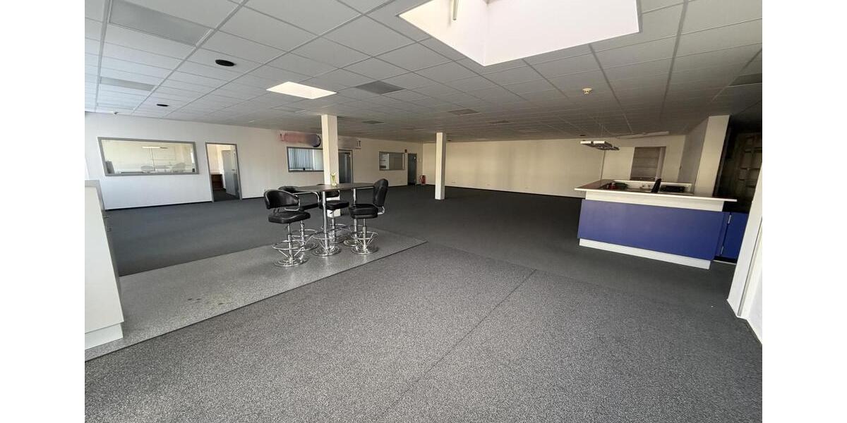 Gewerbeobjekt Villingen-Schwenningen Schwenningen - 4.400&euro; | Angebot:24713708