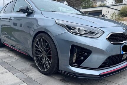 Kia pro ceed / ProCeed 67.298 km 22.600 &euro; Rottweil 78628