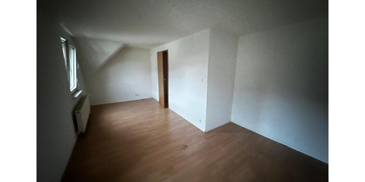 Maisonettenwohnung Oberndorf am Neckar - 4 Zimmer, 120 m&sup2;, 1.200&euro; | Angebot:25451994