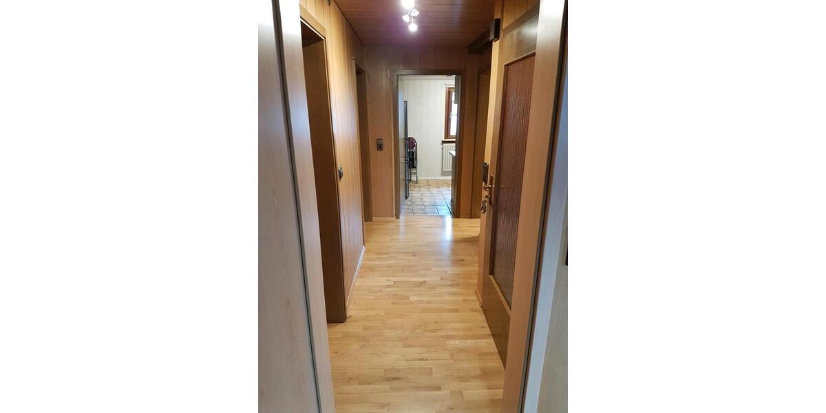 Etagenwohnung Villingen-Schwenningen Schwenningen - 1 Zimmer, 18 m&sup2;, 400&euro; | Angebot:25658034