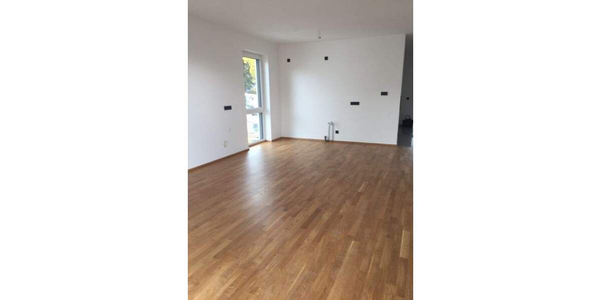 Etagenwohnung Villingen-Schwenningen Schwenningen - 2 Zimmer, 72 m&sup2;, 800&euro; | Angebot:25669184