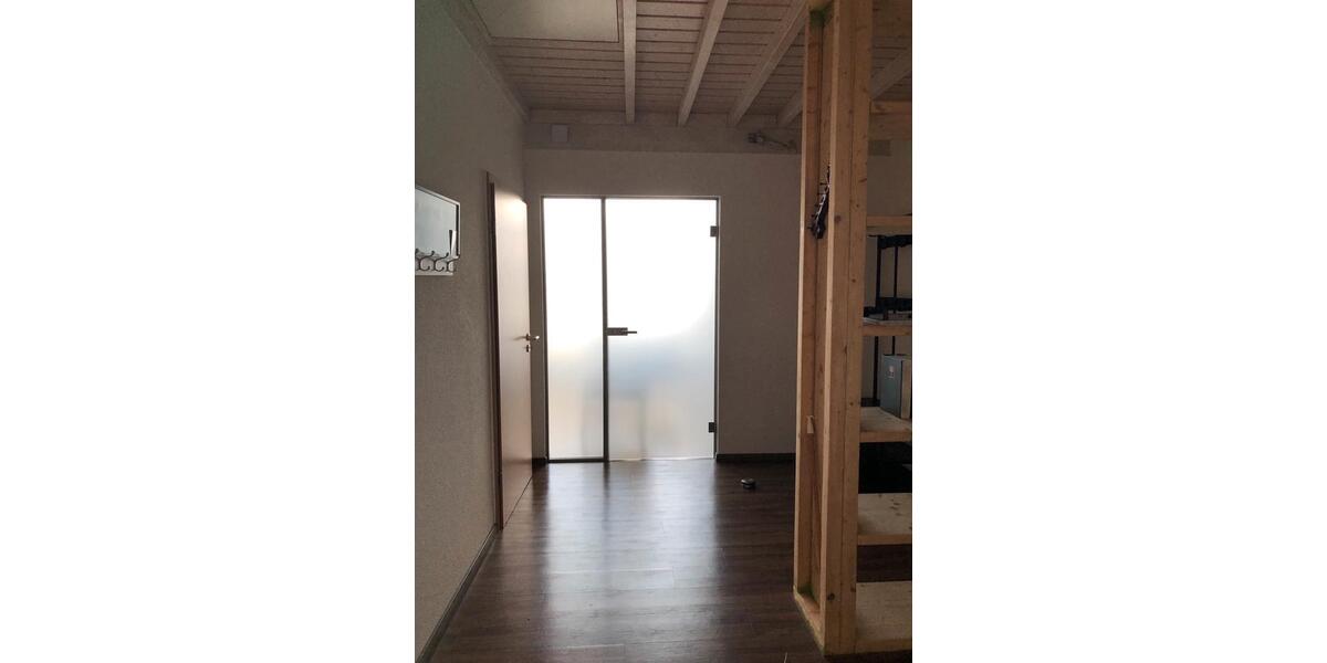 Dachgeschoßwohnung Rietheim-Weilheim Weilheim - 2 Zimmer, 90 m&sup2;, 880&euro; | Angebot:26022405