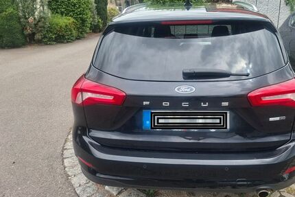 Ford Focus 97.200 km 12.000 &euro; Hüfingen 78183