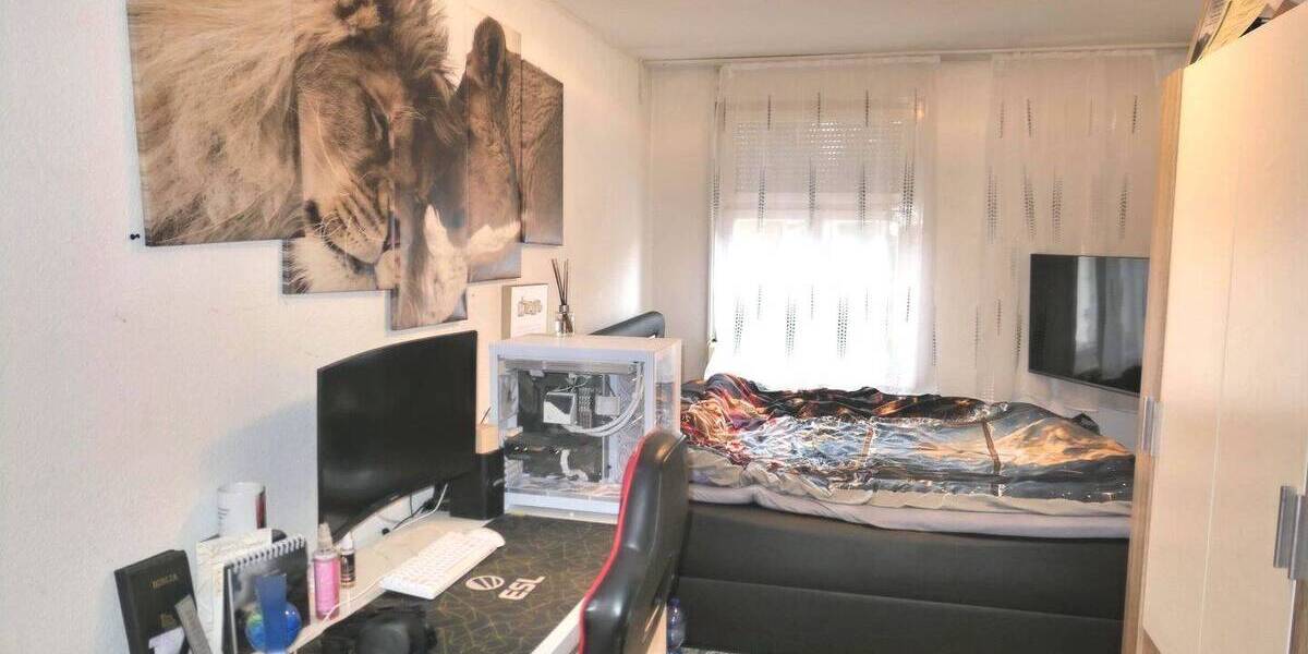 Etagenwohnung Trossingen - 4 Zimmer, 100 m&sup2;, 170.000&euro; | Angebot:25670858