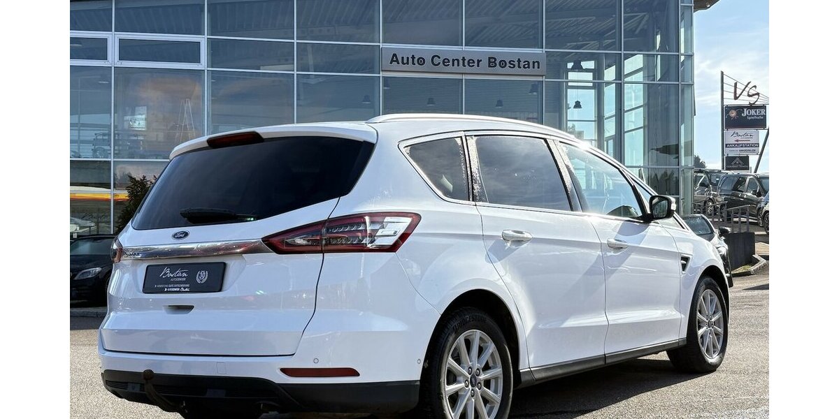 Ford S-Max 2.0 TDCI TITANIUM/7-SITZER/NAVI/AUTOMATIK 170.784 km 11.900 &euro; Villingen-Schwenningen 78054