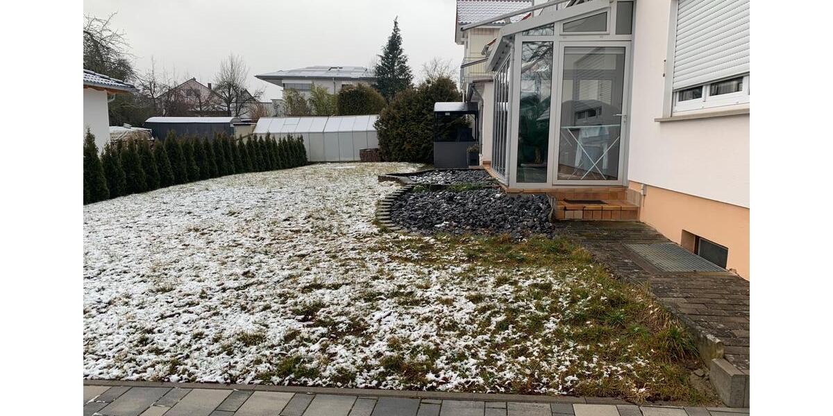 Mehrfamilienhaus, Wohnhaus Zimmern ob Rottweil - 12 Zimmer, 180 m&sup2;, 455.000&euro; | Angebot:25147845