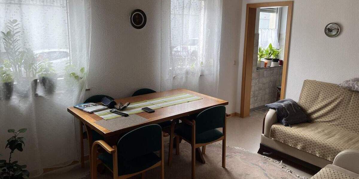 Mehrfamilienhaus, Wohnhaus Tuttlingen - 9 Zimmer, 146 m&sup2;, 339.000&euro; | Angebot:25815739