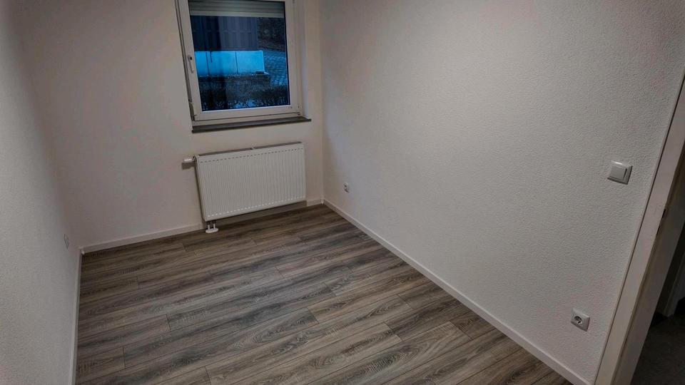 Doppelhaushälfte Tuttlingen - 5 Zimmer, 195 m&sup2;, 2.350&euro; | Angebot:25599390